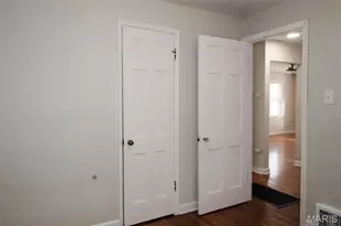 10131 Cabot Dr, Bellefontaine Neighbors, MO 63137 - Photo 10