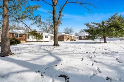 14741 Mondoubleau Lane, Florissant, MO 63034 - Photo 32