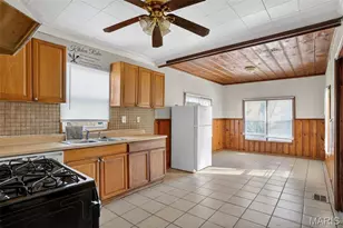 512 Coppinger Dr, Saint Louis, MO 63135 - Photo 14