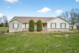 205 Deer View Dr, Troy, MO 63379 - Photo 1