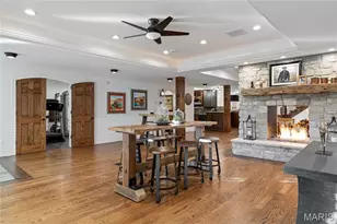 24 Williamsburg Estates Dr, Town and Country, MO 63131 - Photo 48