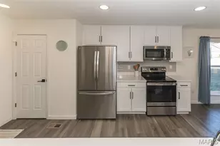 111 Deer Grv Ct, Saint Peters, MO 63376 - Photo 20