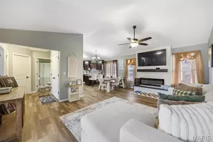 5641 Hawks Landing Dr, Hillsboro, MO 63050 - Photo 4