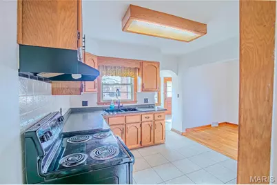 408 E Washington Avenue, Robertsville, MO 65066 - Photo 6