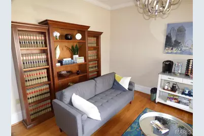 4500 West Pine Boulevard, Saint Louis, MO 63108 - Photo 6