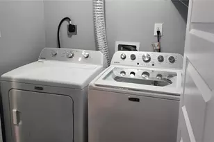 2035 Allen Ave, Saint Louis, MO 63104 - Photo 18