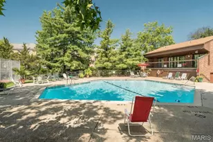 585 Coeur de Royale Dr, Creve Coeur, MO 63141 - Photo 22