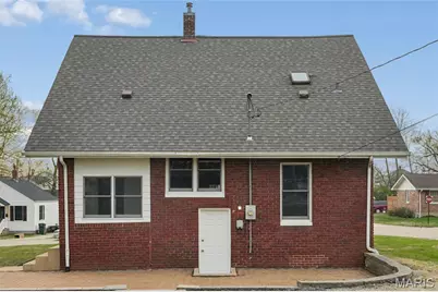 201 E Maple Street, Wentzville, MO 63385 - Photo 22