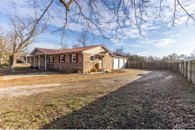 109 Lynn Street, Sikeston, MO 63801 - Photo 2