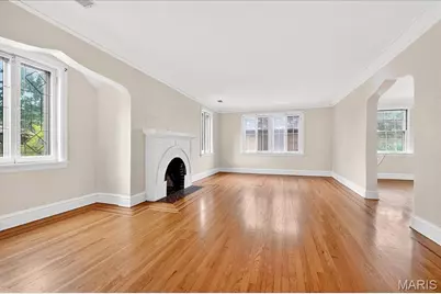 7224 Pershing Avenue, University City, MO 63130 - Photo 6