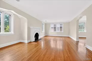 7224 Pershing Ave, University City, MO 63130 - Photo 6