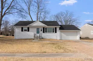 225 S St Charles St, Florissant, MO 63031 - Photo 1