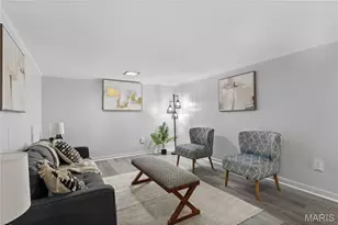 225 S St Charles St, Florissant, MO 63031 - Photo 14