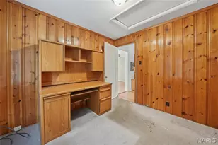 10310 Anzeiger Ave, Frontenac, MO 63131 - Photo 18