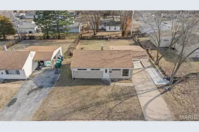 5520 Holborn Drive, Normandy, MO 63121 - Photo 28