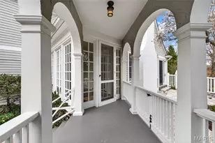 1 Clermont Ln, Ladue, MO 63124 - Photo 4