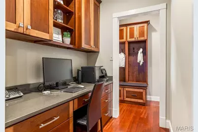 1007 Devonworth Manor Way, Town and Country, MO 63017 - Photo 18