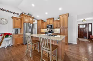 28 Bittersweet Dr, Troy, MO 63379 - Photo 2