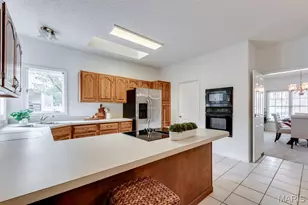 5350 Hagemann Crossing Dr, Saint Louis, MO 63128 - Photo 24