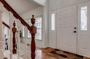 5350 Hagemann Crossing Dr, Saint Louis, MO 63128 - Photo 4