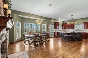 9736 Avondale Hills Ln, Wentzville, MO 63385 - Photo 10