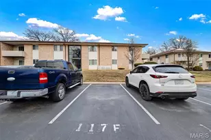 10117 Sakura Dr, Saint Louis, MO 63128 - Photo 30