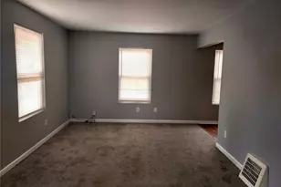 3101 Ronald Dr, Saint Ann, MO 63074 - Photo 2