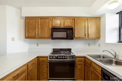 12975 Bryce Canyon Drive #F, Maryland Heights, MO 63043 - Photo 18