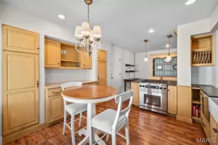 16437 Cobbleskille Dr, Chesterfield, MO 63017 - Photo 4