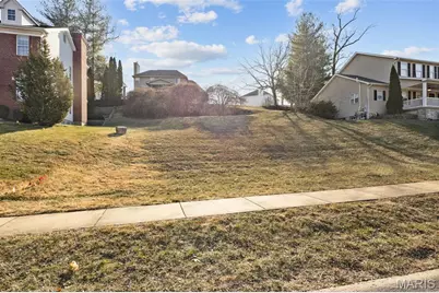 5220 Autumnwinds Drive, Oakville, MO 63129 - Photo 2