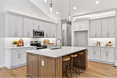 10643 Village Drive, Foristell, MO 63348 - Photo 14