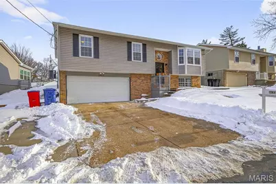 1827 Hilltop Village Lane, Imperial, MO 63052 - Photo 2