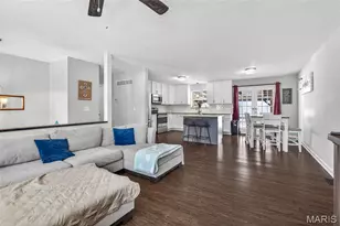 1827 Hilltop Village Ln, Imperial, MO 63052 - Photo 8