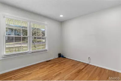 956 Mill Creek Drive, Imperial, MO 63052 - Photo 6