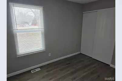 201 Becker Drive, Hazelwood, MO 63135 - Photo 6