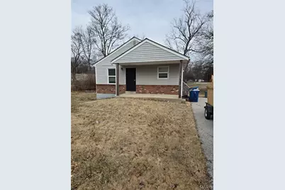 201 Becker Drive, Hazelwood, MO 63135 - Photo 1