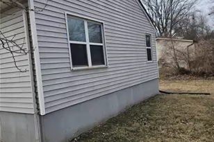 201 Becker Dr, Hazelwood, MO 63135 - Photo 10