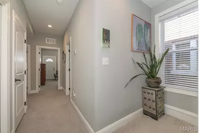 3918 Wyoming Street, Saint Louis, MO 63116 - Photo 10