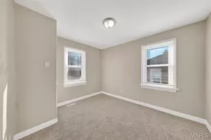 10066 Dorothy Ave, Saint Louis, MO 63137 - Photo 8