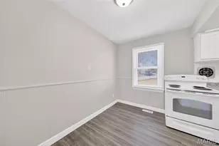 10066 Dorothy Ave, Saint Louis, MO 63137 - Photo 14