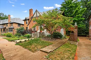 7224 Pershing Ave, University City, MO 63130 - Photo 2