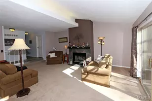 13138 Royal Pines Dr, Maryland Heights, MO 63146 - Photo 6