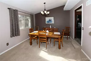 13138 Royal Pines Dr, Maryland Heights, MO 63146 - Photo 8