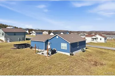 137 Calvey Brook Drive, Robertsville, MO 63072 - Photo 4