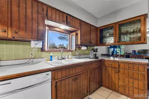 1557 Briarcliff Dr, Cape Girardeau, MO 63701 - Photo 12