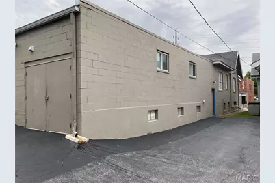 2015 S Big Bend Boulevard, Maplewood, MO 63117 - Photo 2