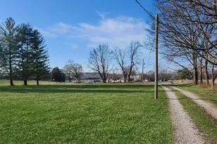 8650 Girl Scout Rd, Pevely, MO 63070 - Photo 32