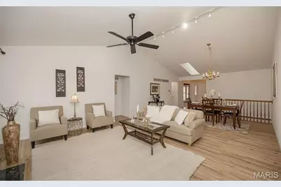 857 Braefield Court, Chesterfield, MO 63017 - Photo 8