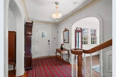 907 N Taylor Avenue, Saint Louis, MO 63122 - Photo 2