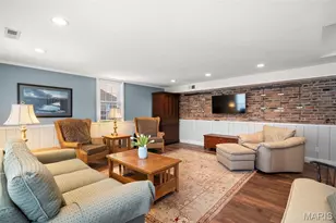 907 N Taylor Ave, Saint Louis, MO 63122 - Photo 22